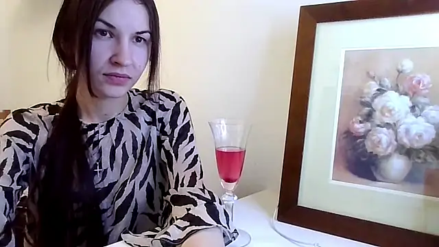 Snapshot of JuliaLovely chatting on February 2026 03:43:01 PM JuliaLovely online show from February 2026 03:43:01 PM