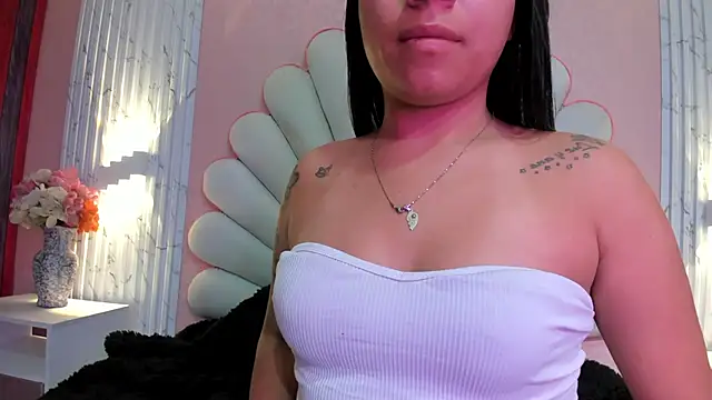 Snapshot of Kateemos chatting on February 2026 01:15:01 PM Kateemos online show from February 2026 01:15:01 PM