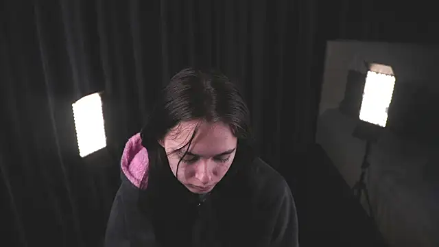 Snapshot of GinnyKittle chatting on March 2026 06:47:02 PM GinnyKittle online show from March 2026 06:47:02 PM