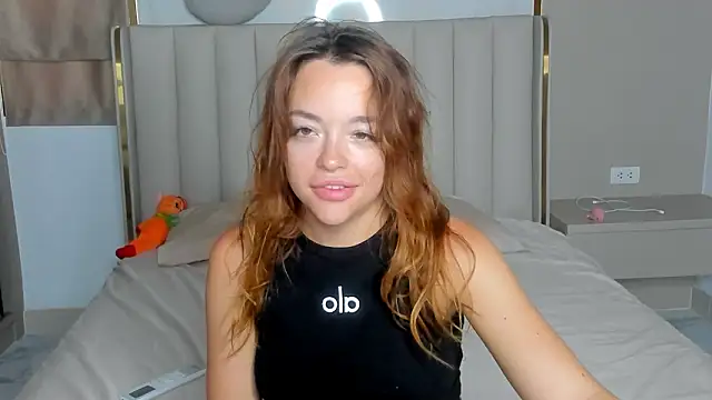 stellaa quenn online show from February 2026 12:10:01 AM