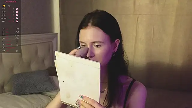 Glow hollow online show from February 2026 04:11:01 AM