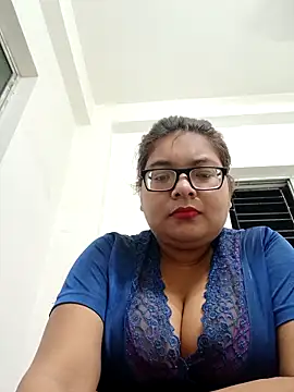 Snapshot of Elie_Hallway chatting on April 2026 07:22:02 PM Elie Hallway online show from April 2026 07:22:02 PM