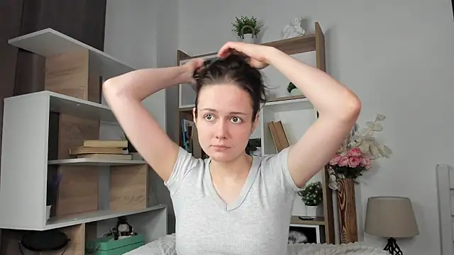 Snapshot of MalvinaTrafford chatting on February 2026 08:24:02 PM MalvinaTrafford online show from February 2026 08:24:02 PM