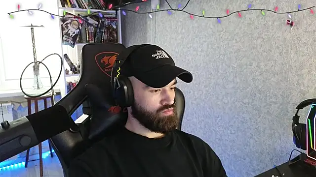 Snapshot of _Mostly_ chatting on February 2026 06:53:01 AM Mostly online show from February 2026 06:53:01 AM