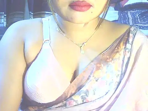 Snapshot of Nusrat_Faria chatting on March 2026 04:35:01 PM Nusrat Faria online show from March 2026 04:35:01 PM