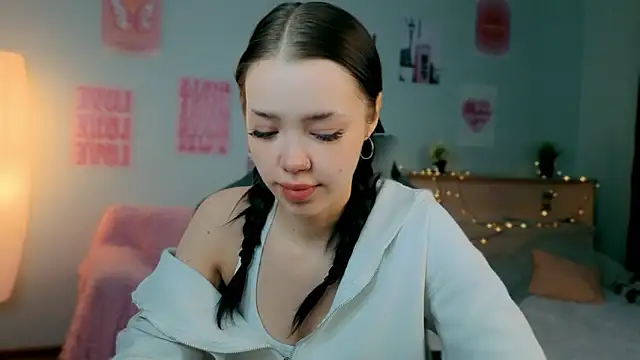 Vexnexe online show from February 2026 05:06:01 AM