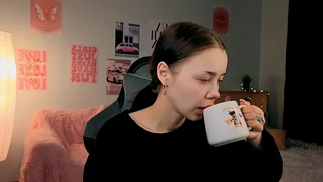 Vexnexe online show from March 2026 07:42:01 PM