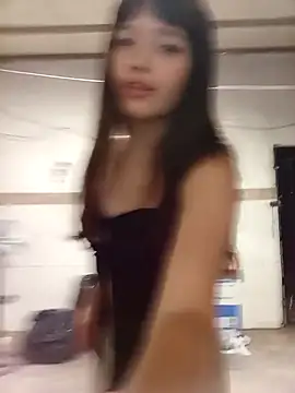 dieciochoyundia online show from February 2026 01:36:01 AM