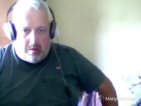 Snapshot of swichcassanesi chatting on April 2026 12:09:02 PM swichcassanesi online show from April 2026 12:09:02 PM