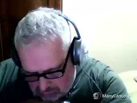 Snapshot of swichcassanesi chatting on April 2026 08:22:01 PM swichcassanesi online show from April 2026 08:22:01 PM