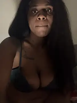 Snapshot of juicyexotic chatting on February 2026 02:43:02 PM juicyexotic online show from February 2026 02:43:02 PM