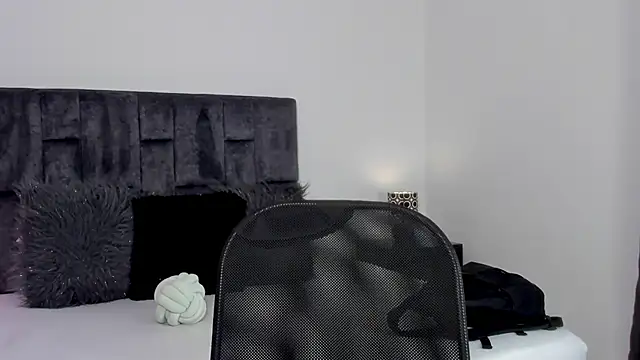 Malory Saenzz online show from February 2026 04:10:02 PM