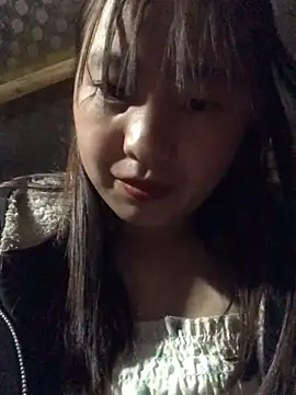 Snapshot of honeyyy110 chatting on February 2026 02:42:02 PM honeyyy110 online show from February 2026 02:42:02 PM