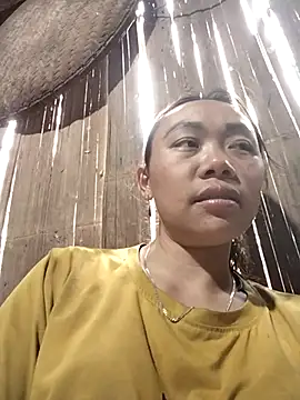 Snapshot of Bella-222 chatting on February 2026 04:40:02 AM Bella-222 online show from February 2026 04:40:02 AM