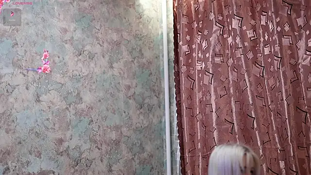 Snapshot of Yunakiss chatting on February 2026 07:48:01 PM Yunakiss online show from February 2026 07:48:01 PM