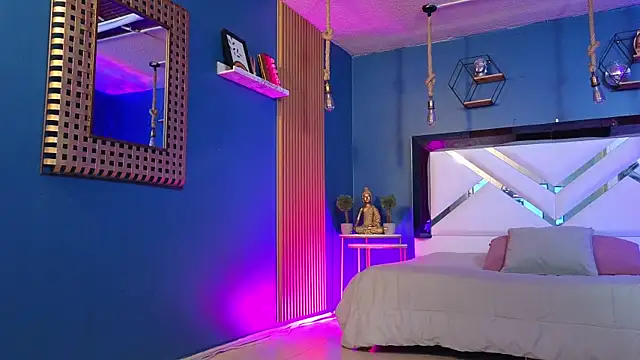 Ladyy brownn online show from April 2026 11:34:01 AM