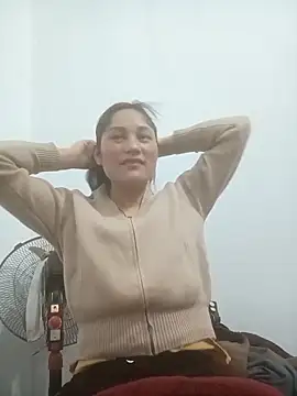 Momo-biki online show from February 2026 02:22:01 PM