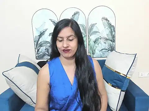 sara conorr online show from February 2026 04:41:02 AM