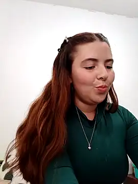 Snapshot of lyss_muller chatting on May 2026 09:12:02 PM lyss muller online show from May 2026 09:12:02 PM
