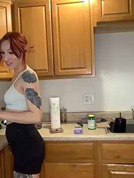 ThornsandHoney online show from February 2026 11:56:02 PM