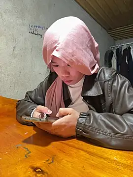 Caramel sexy online show from February 2026 01:16:01 PM