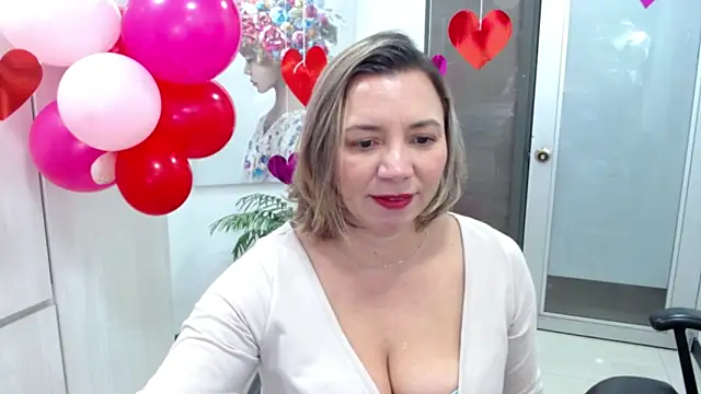Snapshot of milfsecret69 chatting on February 2026 11:50:01 AM milfsecret69 online show from February 2026 11:50:01 AM