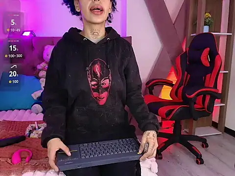 HannahBlue  online show from February 2026 12:32:02 PM