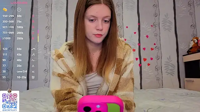 Snapshot of SueFerreyra chatting on February 2026 08:33:02 AM SueFerreyra online show from February 2026 08:33:02 AM