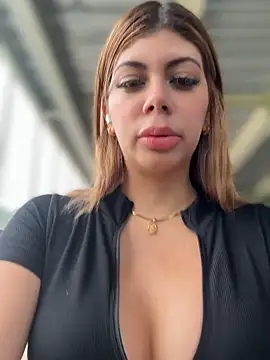 Snapshot of abyyhills chatting on February 2026 04:00:01 PM abyyhills online show from February 2026 04:00:01 PM