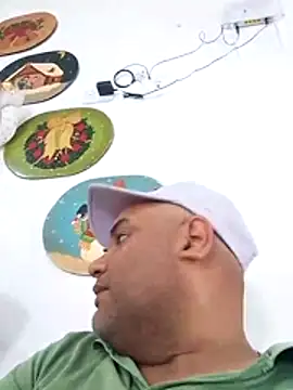 wessAndSandri online show from February 2026 07:47:02 PM