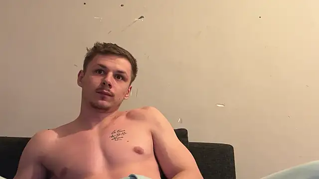 Lucas328706 online show from February 2026 07:25:02 PM