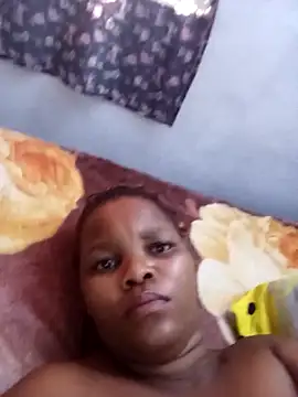 Snapshot of minniemoreee chatting on February 2026 04:20:01 AM minniemoreee online show from February 2026 04:20:01 AM