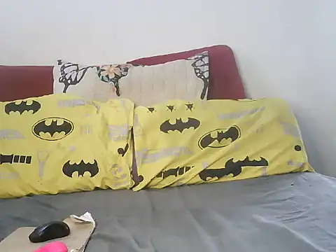 Snapshot of minniemoreee chatting on February 2026 09:05:01 AM minniemoreee online show from February 2026 09:05:01 AM