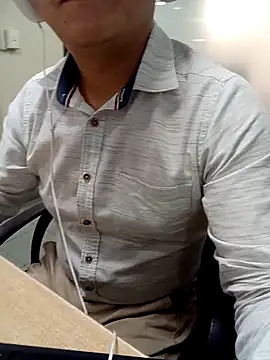 tresporcincoesmimedida online show from February 2026 07:30:02 PM