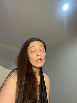 Emmablue10 online show from February 2026 01:20:02 AM