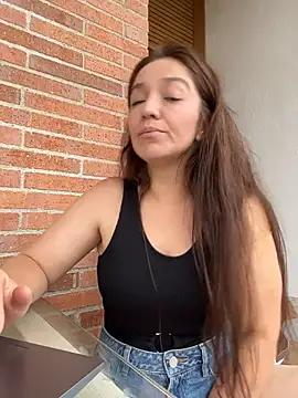 Emmablue10 online show from February 2026 10:32:01 PM