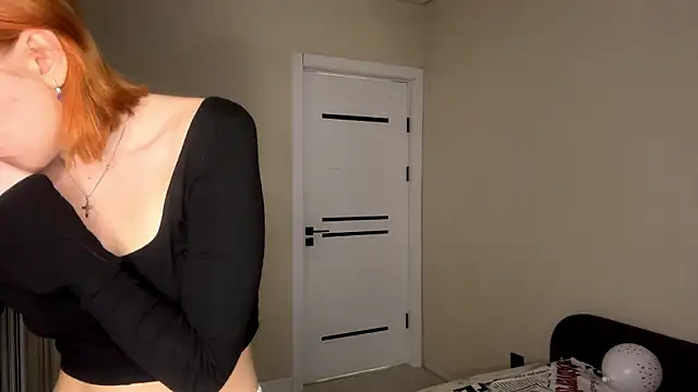 Snapshot of LuxuryRita chatting on February 2026 12:57:01 PM LuxuryRita online show from February 2026 12:57:01 PM