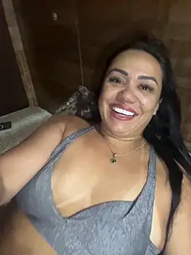 Deyseprado35 online show from April 2026 10:07:01 PM