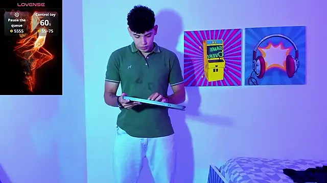 Snapshot of justin_payn14 chatting on February 2026 07:07:01 PM justin payn14 online show from February 2026 07:07:01 PM