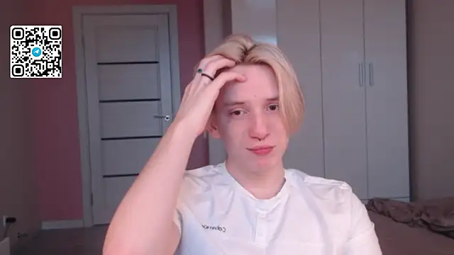 Snapshot of Ron_Vilss chatting on February 2026 04:30:01 AM Ron Vilss online show from February 2026 04:30:01 AM