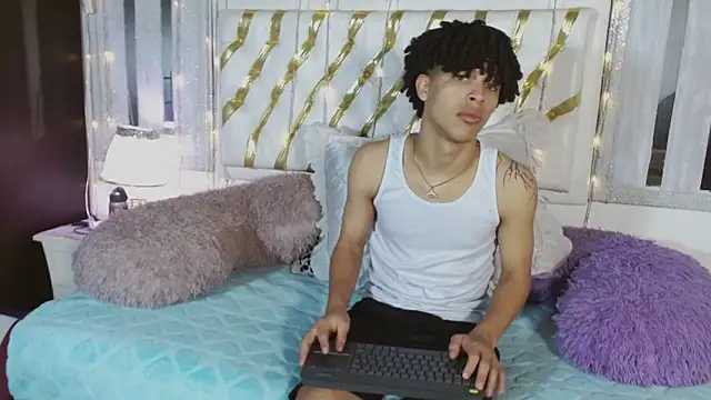 ian smith  online show from February 2026 12:13:02 PM