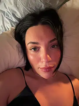 Snapshot of HotDevilGirl_ chatting on March 2026 05:09:02 PM HotDevilGirl online show from March 2026 05:09:02 PM