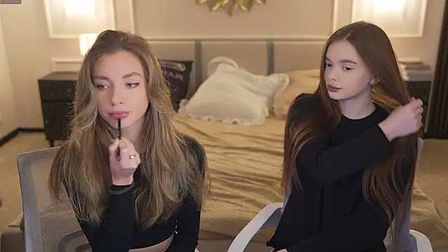 Zlata Sky online show from November 2025 07:48:02 PM