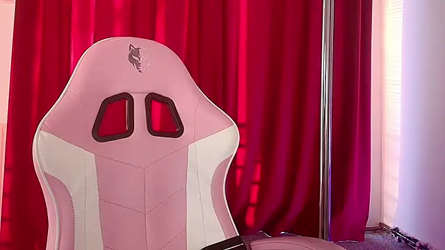 LunaAllure online show from February 2026 03:12:01 PM