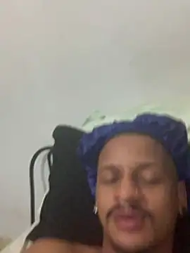 OssifiedManat online show from February 2026 02:27:02 PM