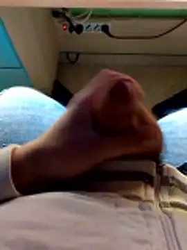 Snapshot of no-name15 chatting on February 2026 04:44:02 PM no-name15 online show from February 2026 04:44:02 PM