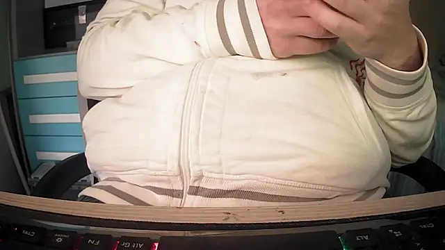 Snapshot of no-name15 chatting on February 2026 04:36:02 PM no-name15 online show from February 2026 04:36:02 PM