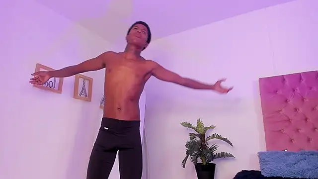 im oleiderr online show from February 2026 04:10:02 AM