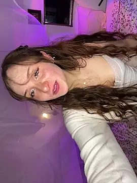 Lillith-Rose18 online show from February 2026 09:42:01 PM