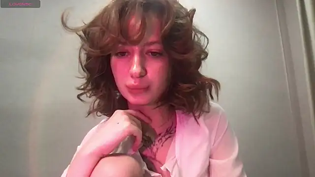 Snapshot of lola_boo chatting on March 2026 10:49:02 PM lola boo online show from March 2026 10:49:02 PM